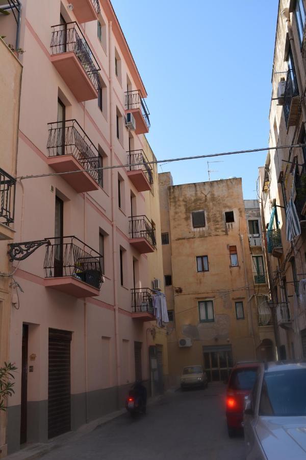 טרפאני Al Civico 1 Apartments מראה חיצוני תמונה